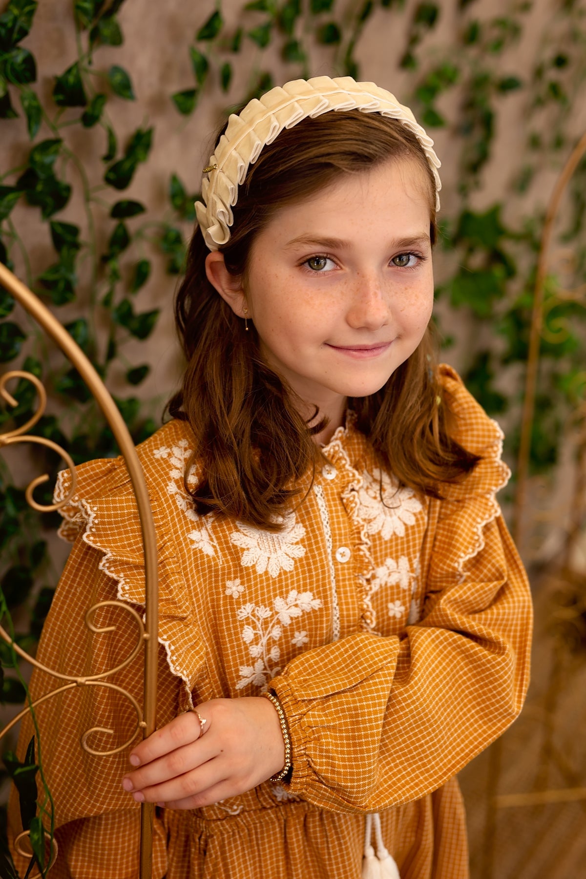 Pristine Pleats Headband - Golden Sand